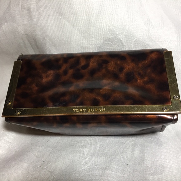 Tory Burch Accessories - Tory Burch Leopard Print Glasses Case w/Gold Trim